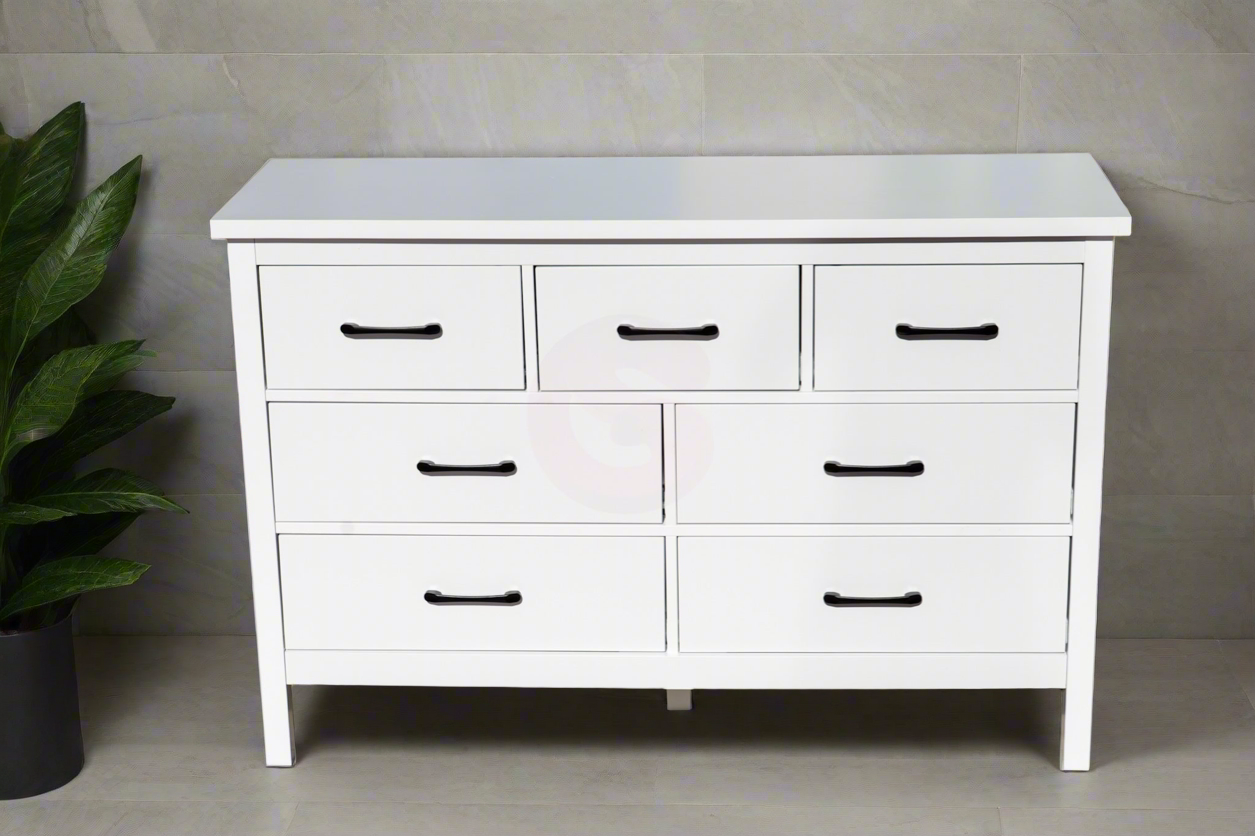 White 7-Drawer Modern Dresser – Clean Look, Big Storage